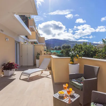 Sakura House Tatil Evi