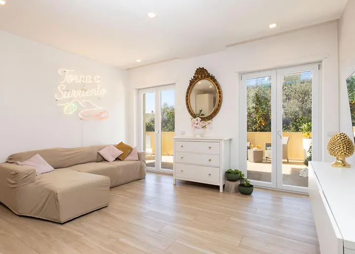 Holiday home Sakura House Sorrento