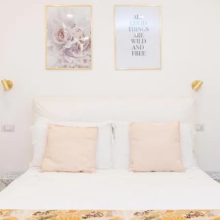 Sakura House * Sorrento