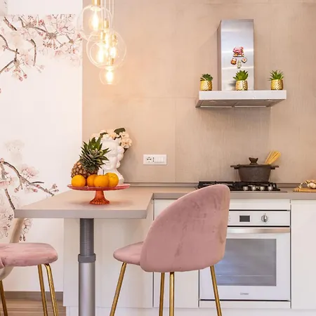 Sakura House * Сорренто