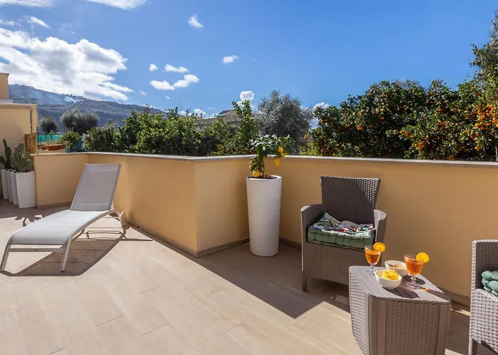 Sakura House * 소렌토